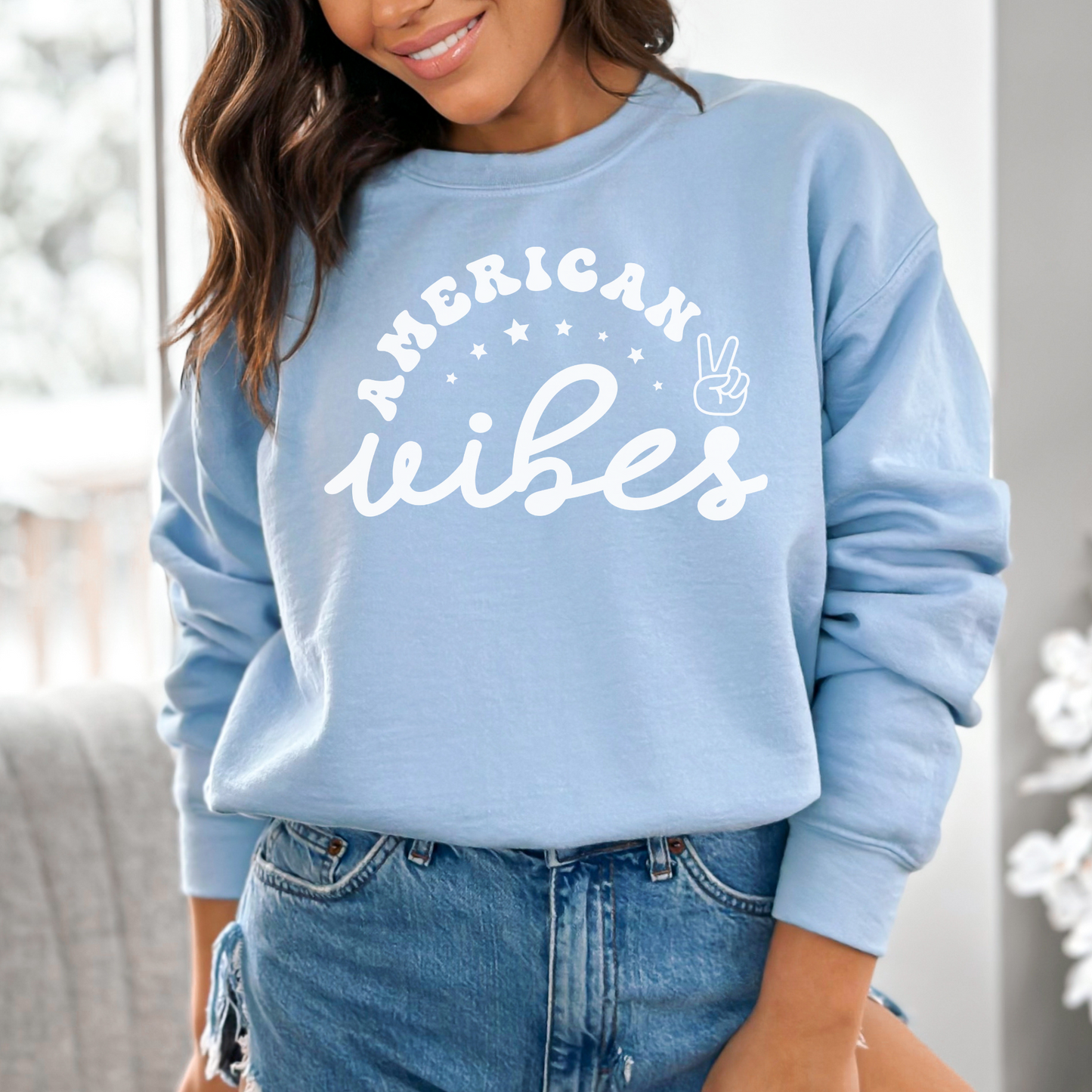 American Vibes Women's Crewneck Light Blue