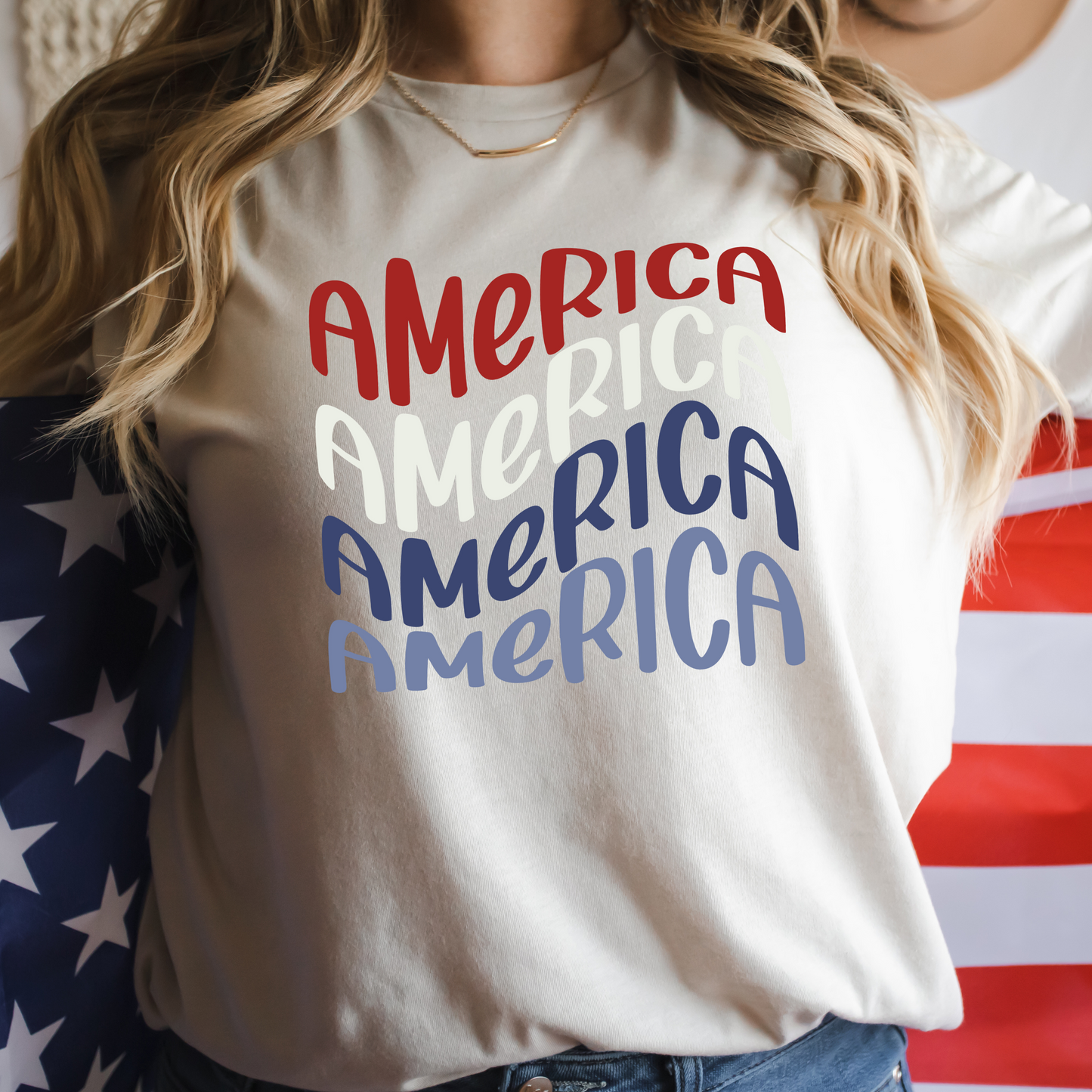 America America Natural Color Women's Graphic T-shirt