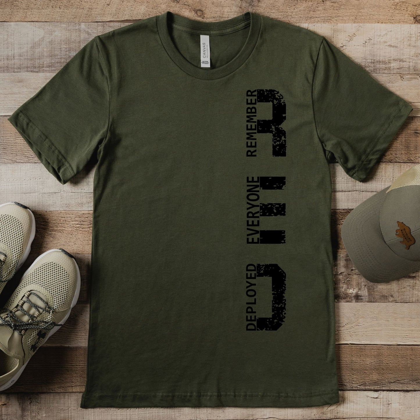 Remember Everyone Deployed Men's Graphic T-Shirt Military Green