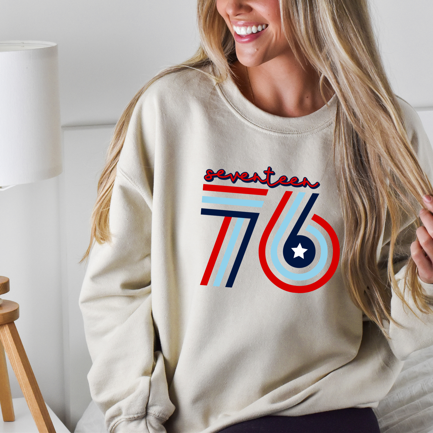 Seventeen 76 Retro Crewneck